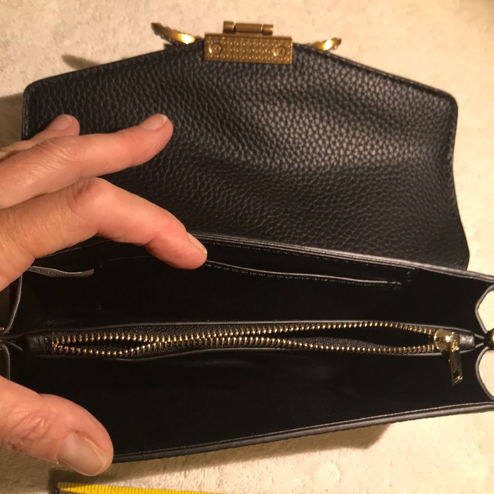 Last one! NWT Black Embellished Cross Body Bag - Picture 5 of 8